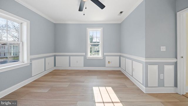 301 E CHESTNUT ST, Delmar, MD 21875