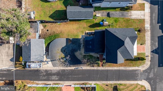 301 E CHESTNUT ST, Delmar, MD 21875