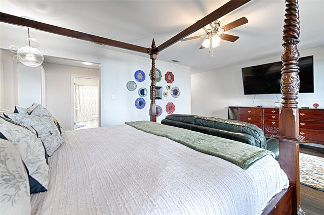 156 Ocean Drive, Gun Barrel City, TX 75156