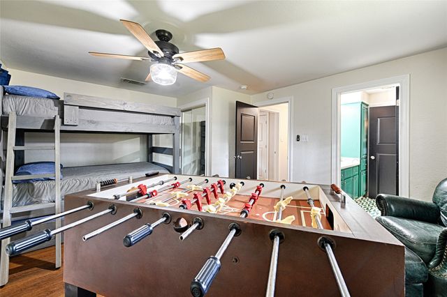 156 Ocean Drive, Gun Barrel City, TX 75156