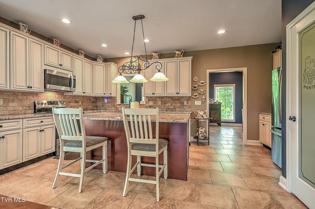 1790 Seaver Road, Kingsport, TN 37660