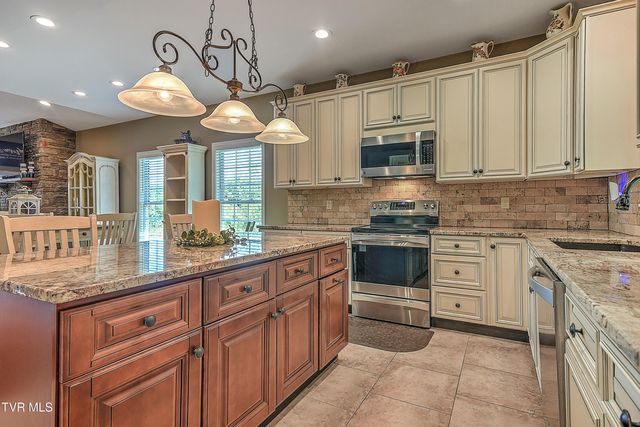 1790 Seaver Road, Kingsport, TN 37660