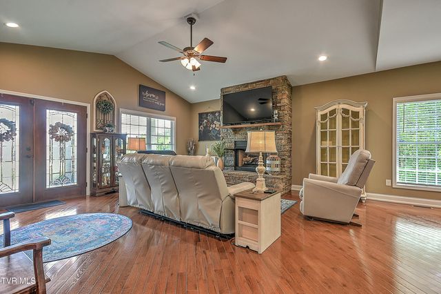 1790 Seaver Road, Kingsport, TN 37660