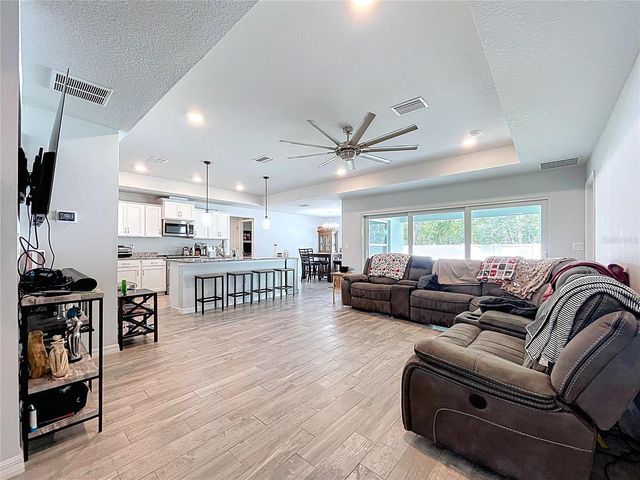 13321 POTOMAC AVENUE, Weeki Wachee, FL 34614