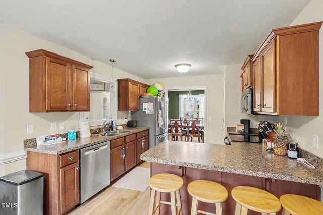 73 Brindley Circle, Clayton, NC 27520