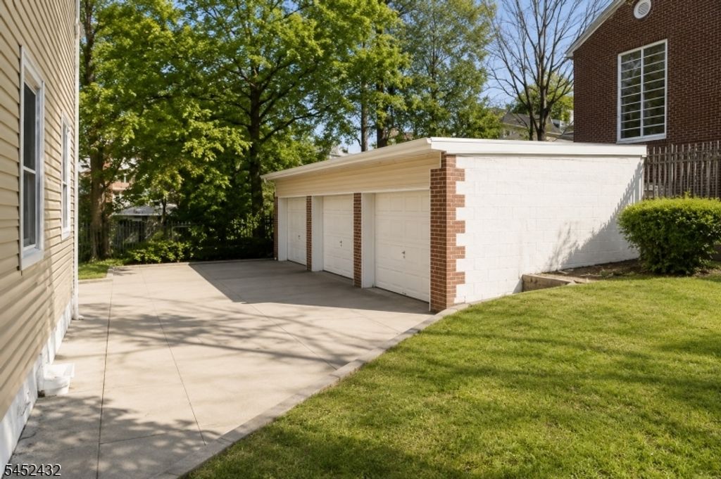 72 Sunset Ave, Newark City, NJ 07106 — photo 4
