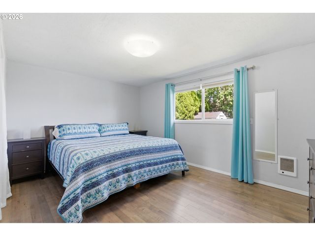 1808 Nw 94th St, Vancouver, WA 98665