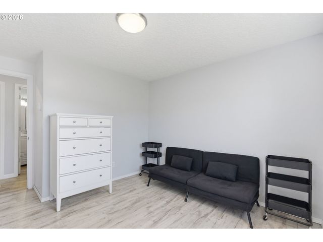 1808 Nw 94th St, Vancouver, WA 98665