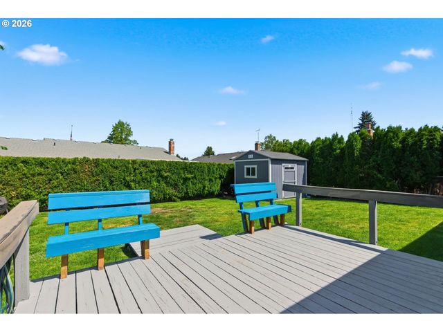 1808 Nw 94th St, Vancouver, WA 98665