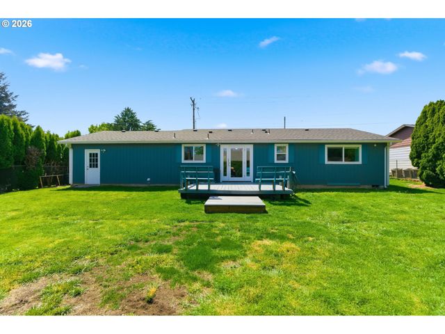 1808 Nw 94th St, Vancouver, WA 98665