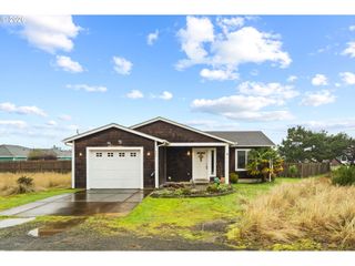 901 344TH St, Ocean Park, WA 98640