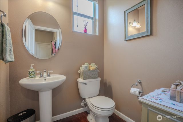1929 65th Avenue SE, Tumwater, WA 98501