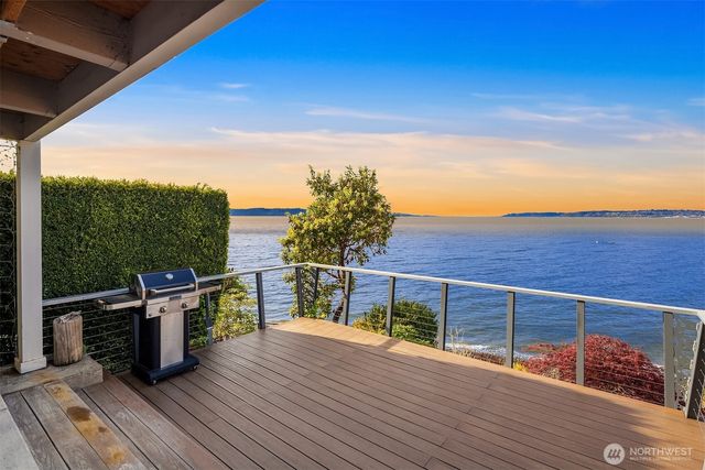 306 SW 292nd Street, Federal Way, WA 98023