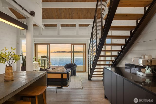 306 SW 292nd Street, Federal Way, WA 98023