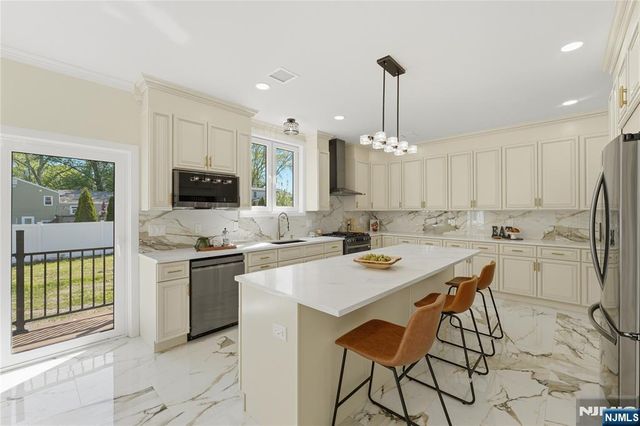 1690 Hamburg Turnpike, Wayne, NJ 07470
