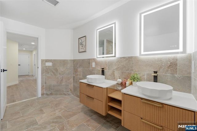 1690 Hamburg Turnpike, Wayne, NJ 07470