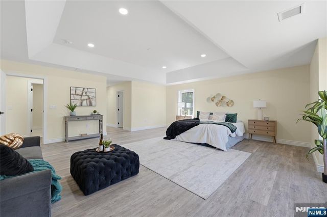 1690 Hamburg Turnpike, Wayne, NJ 07470