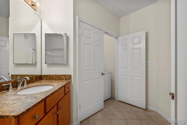 1270 Strassner Drive 3408, Brentwood, MO 63144