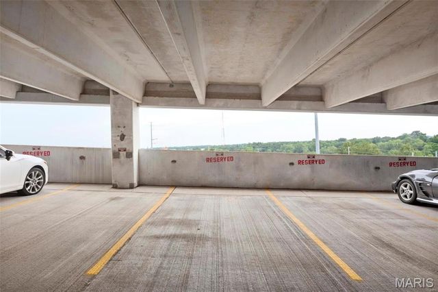 1270 Strassner Drive 3408, Brentwood, MO 63144