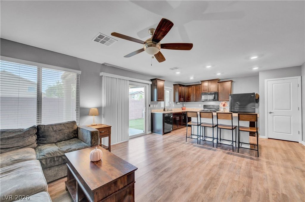 6435 Cambric Court, Las Vegas, NV 89122 — photo 5