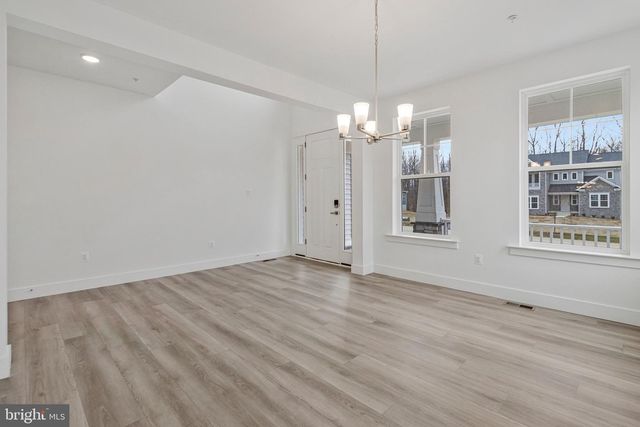 2011 ST. JAMES RD, Accokeek, MD 20607