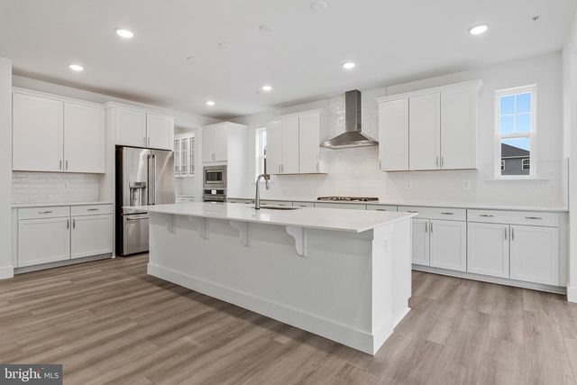 2011 ST. JAMES RD, Accokeek, MD 20607