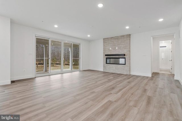 2011 ST. JAMES RD, Accokeek, MD 20607