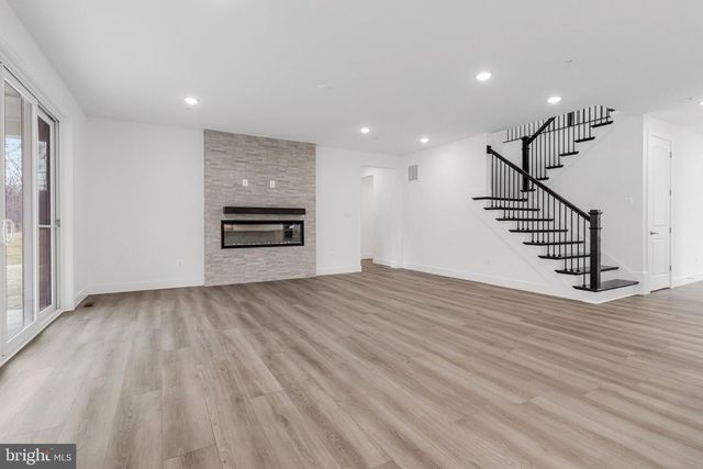 2011 ST. JAMES RD, Accokeek, MD 20607