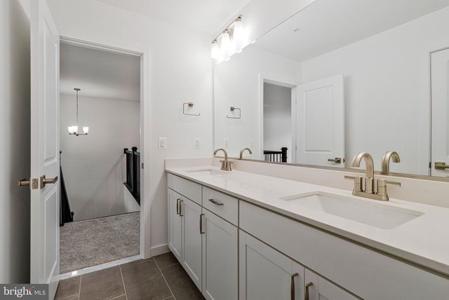 2011 ST. JAMES RD, Accokeek, MD 20607