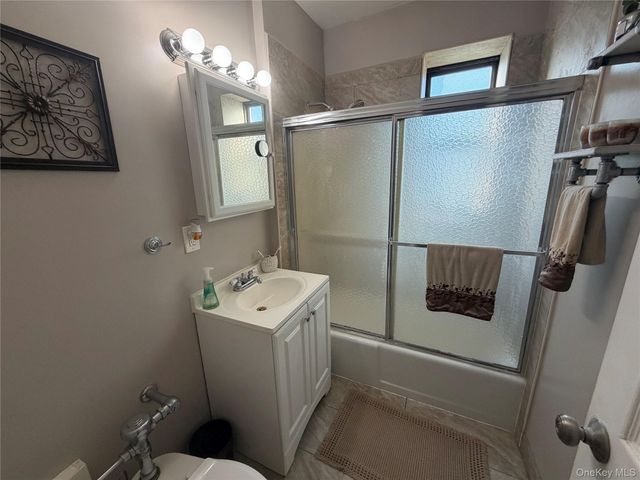 30 Windsor Terrace 2D, White Plains, NY 10601