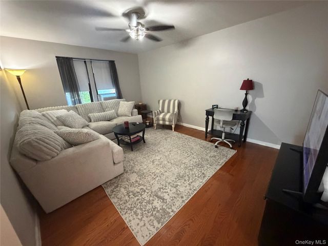 30 Windsor Terrace 2D, White Plains, NY 10601