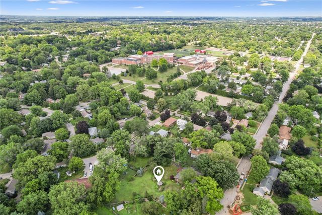 E Court Street, Iowa City, IA 53345