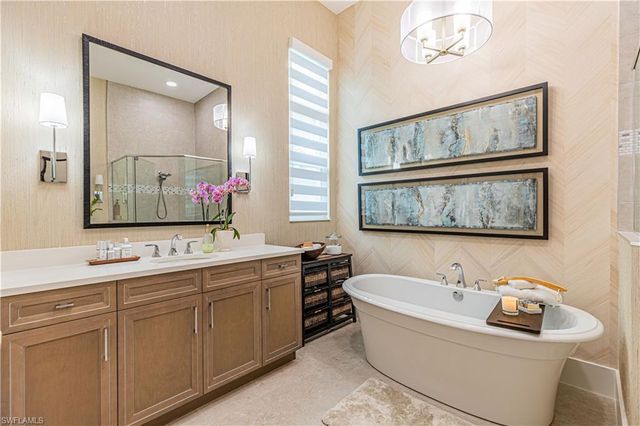 17209 Hidden Estates CIR, Fort Myers, FL 33908