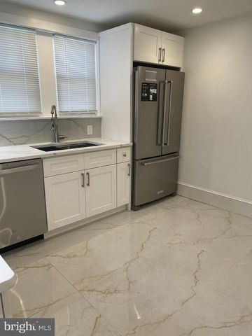 346 PARKER ST, Chester, PA 19013