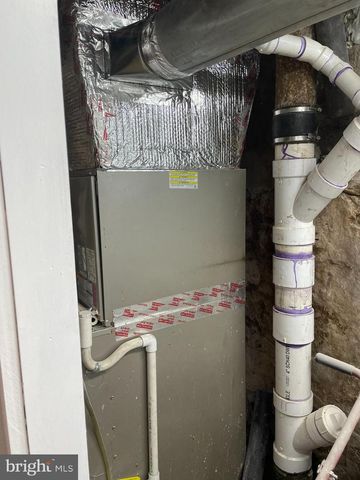 346 PARKER ST, Chester, PA 19013