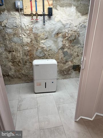 346 PARKER ST, Chester, PA 19013