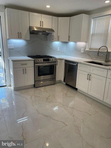 346 PARKER ST, Chester, PA 19013