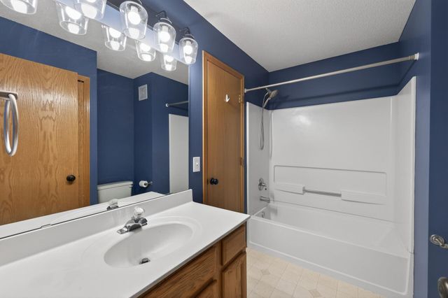 7097 Quail Avenue NE, Otsego, MN 55330