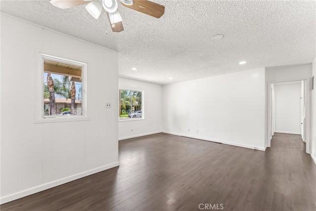 237 W Van Koevering Street, Rialto, CA 92376