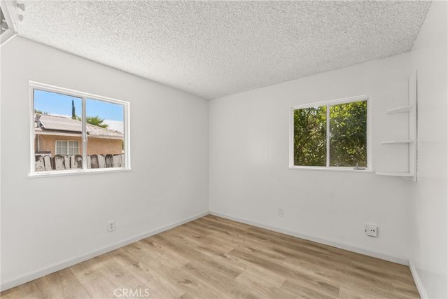 237 W Van Koevering Street, Rialto, CA 92376