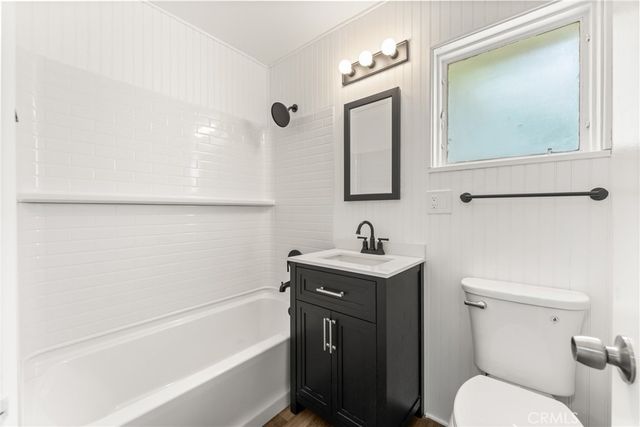 237 W Van Koevering Street, Rialto, CA 92376
