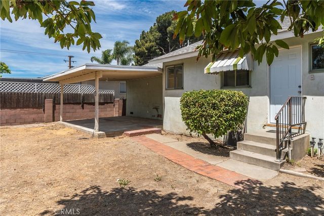 237 W Van Koevering Street, Rialto, CA 92376
