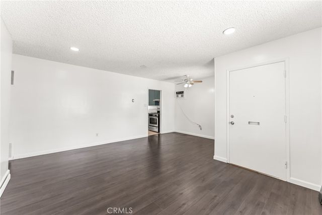 237 W Van Koevering Street, Rialto, CA 92376