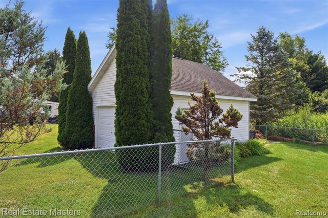 4741 Ridgewood Drive, Kimball, MI 48074