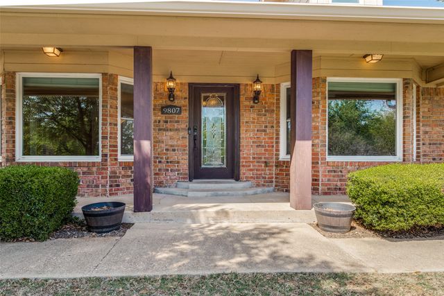 9807 Ravenswood Road, Granbury, TX 76049