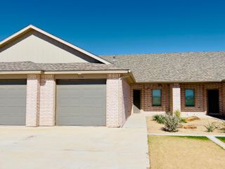 1116 N 7th Street, Wolfforth, TX 79382