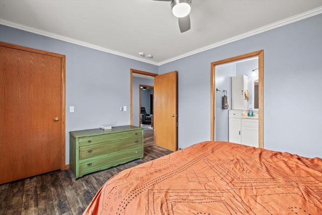 1157 Bluestem COURT, Elkhorn, WI 53121