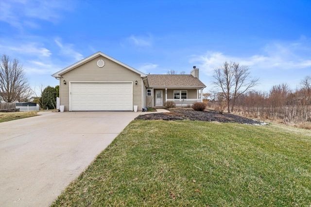 1157 Bluestem COURT, Elkhorn, WI 53121