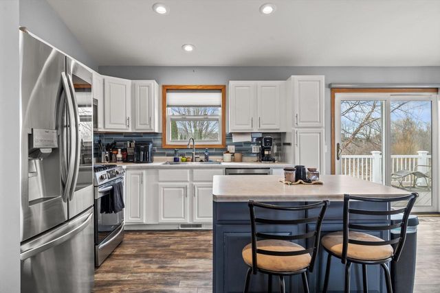 1157 Bluestem COURT, Elkhorn, WI 53121