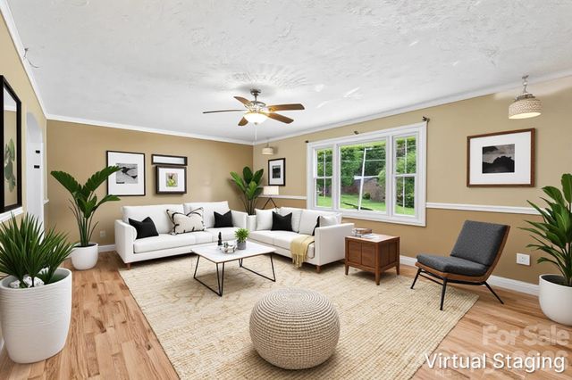 8417 Rolling Hills Avenue, Hickory, NC 28602